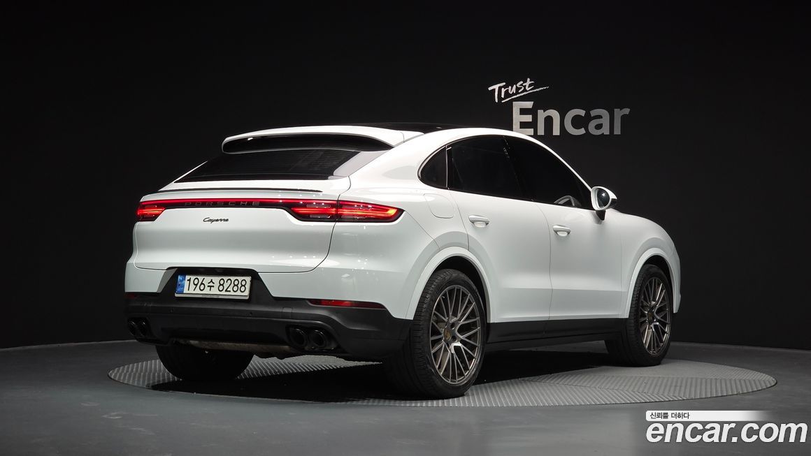 Porsche Cayenne 2022
