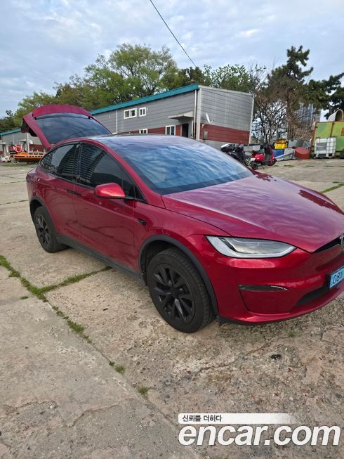 Tesla Model X 2023