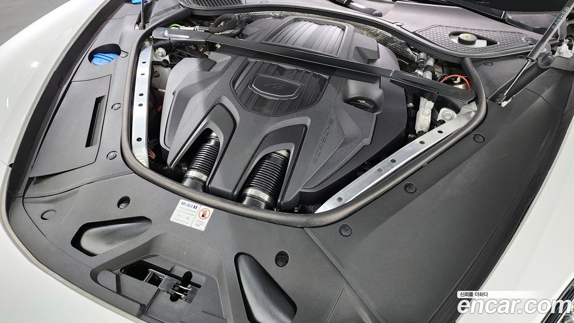 Porsche Panamera 2023