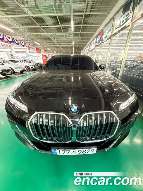 BMW 7-Series 2024