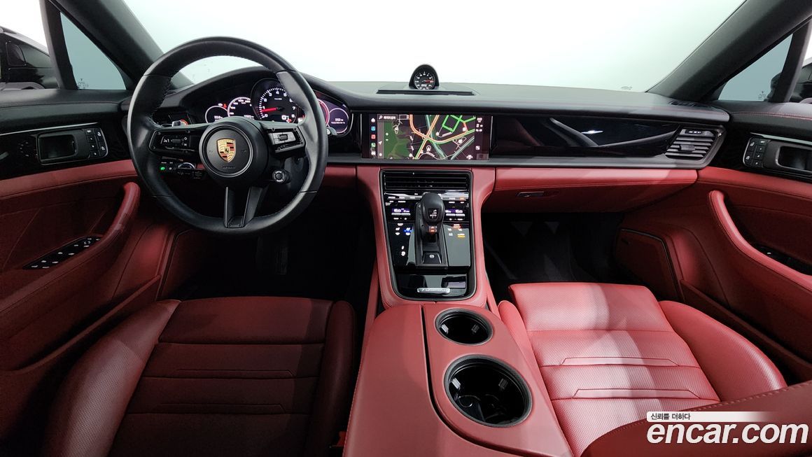 Porsche Panamera 2023