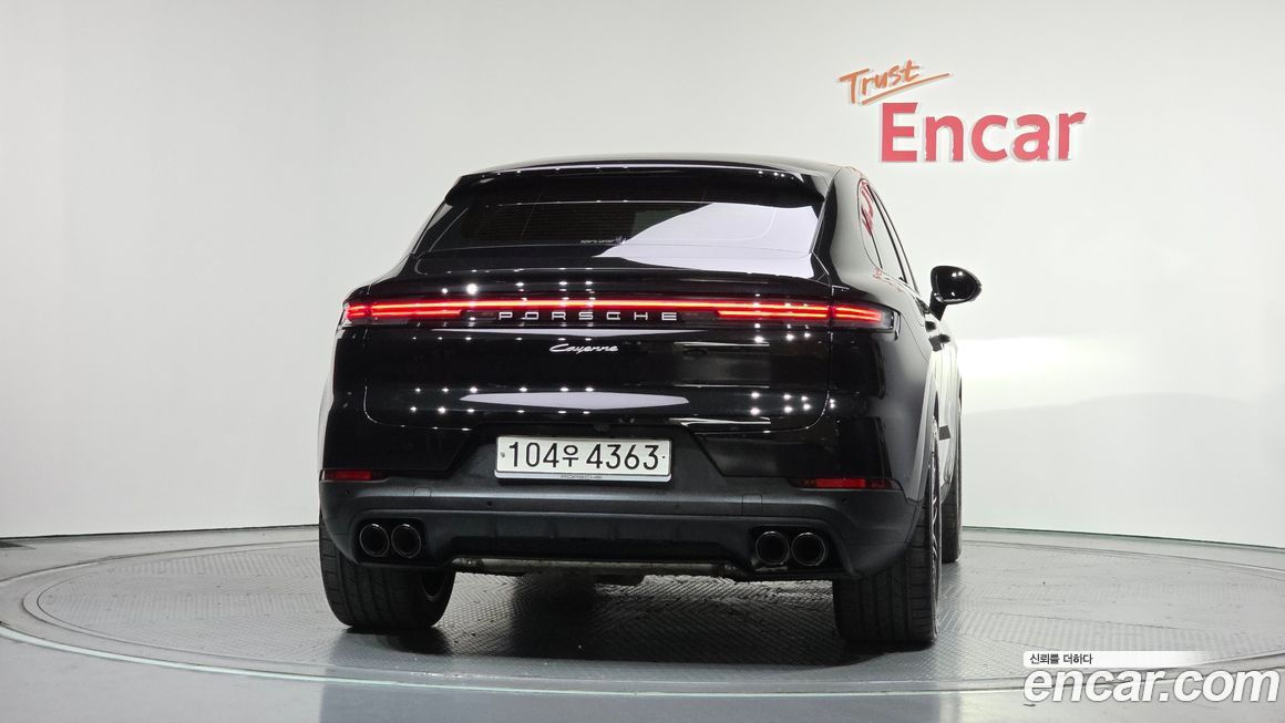 Porsche Cayenne 2024