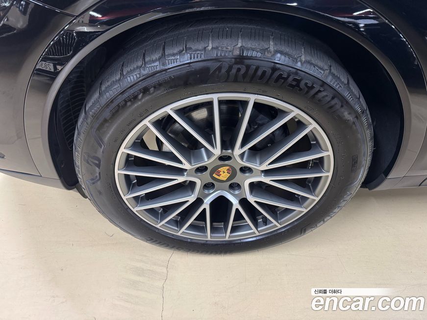 Porsche Cayenne 2024