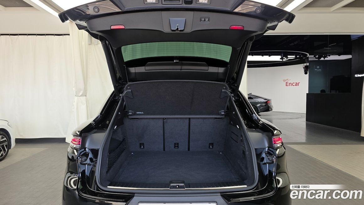 Porsche Cayenne 2024