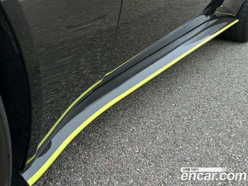 Astonmartin Vantage 2020