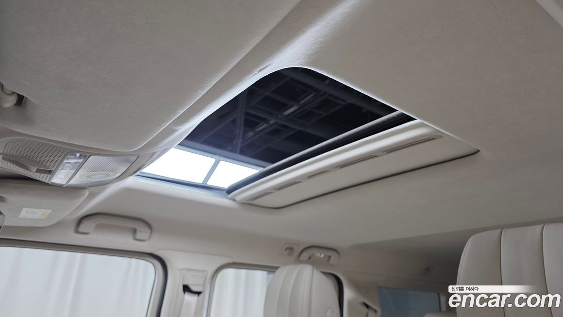 Mercedes-Benz G-Class 2023