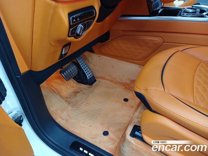 Mercedes-Benz G-Class 2022