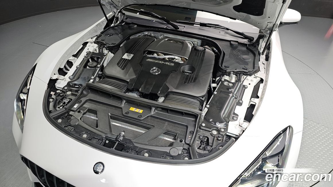 Mercedes-Benz AMG GT 2025