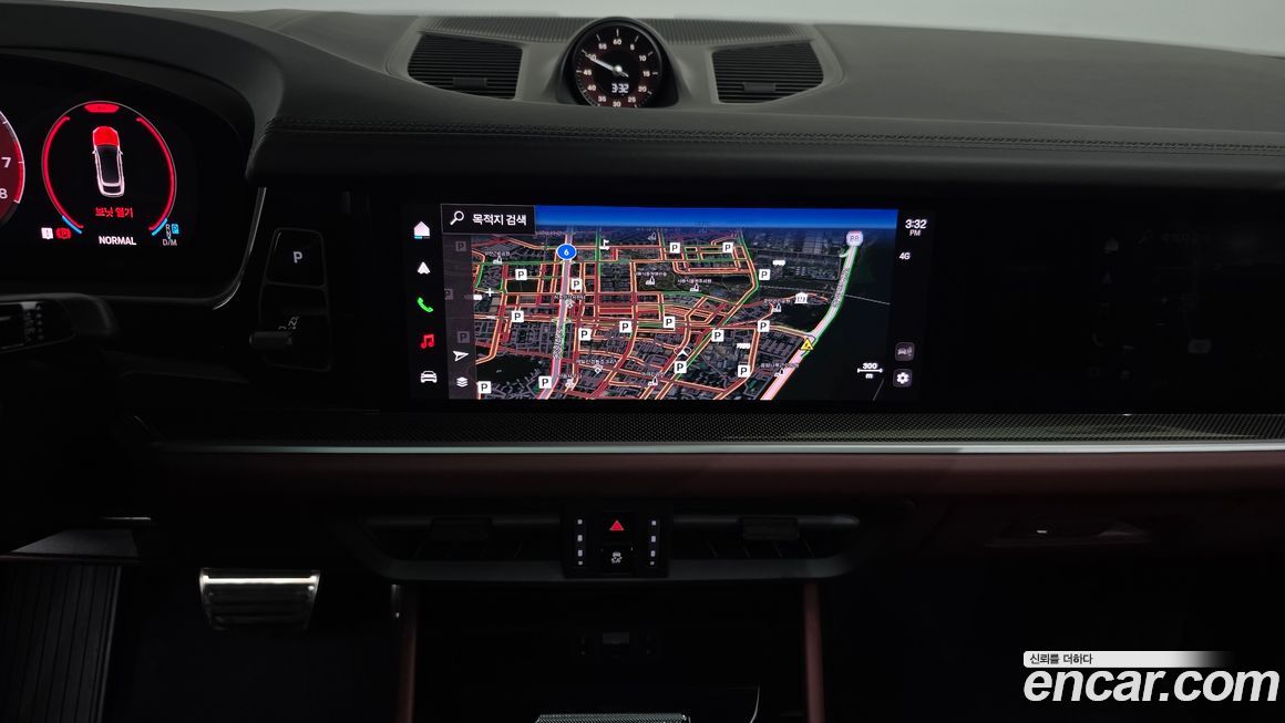 Porsche Cayenne 2025