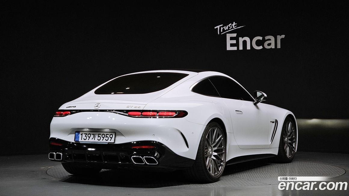 Mercedes-Benz AMG GT 2025