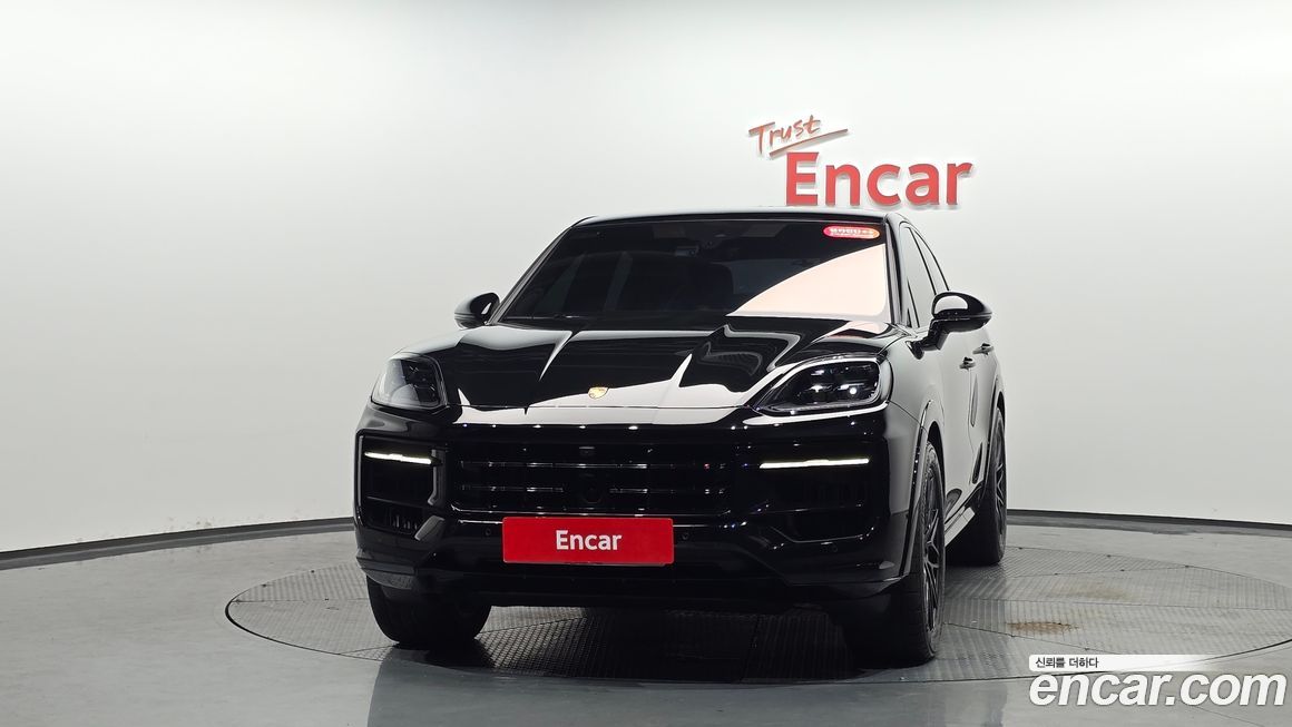 Porsche Cayenne 2025