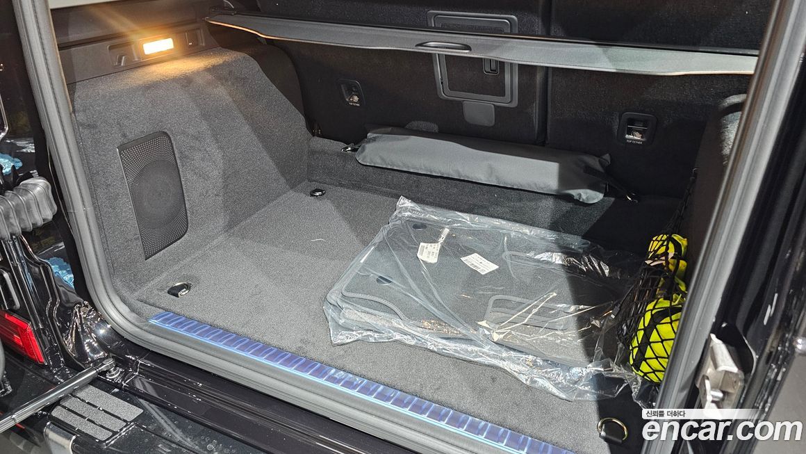 Mercedes-Benz G-Class 2026