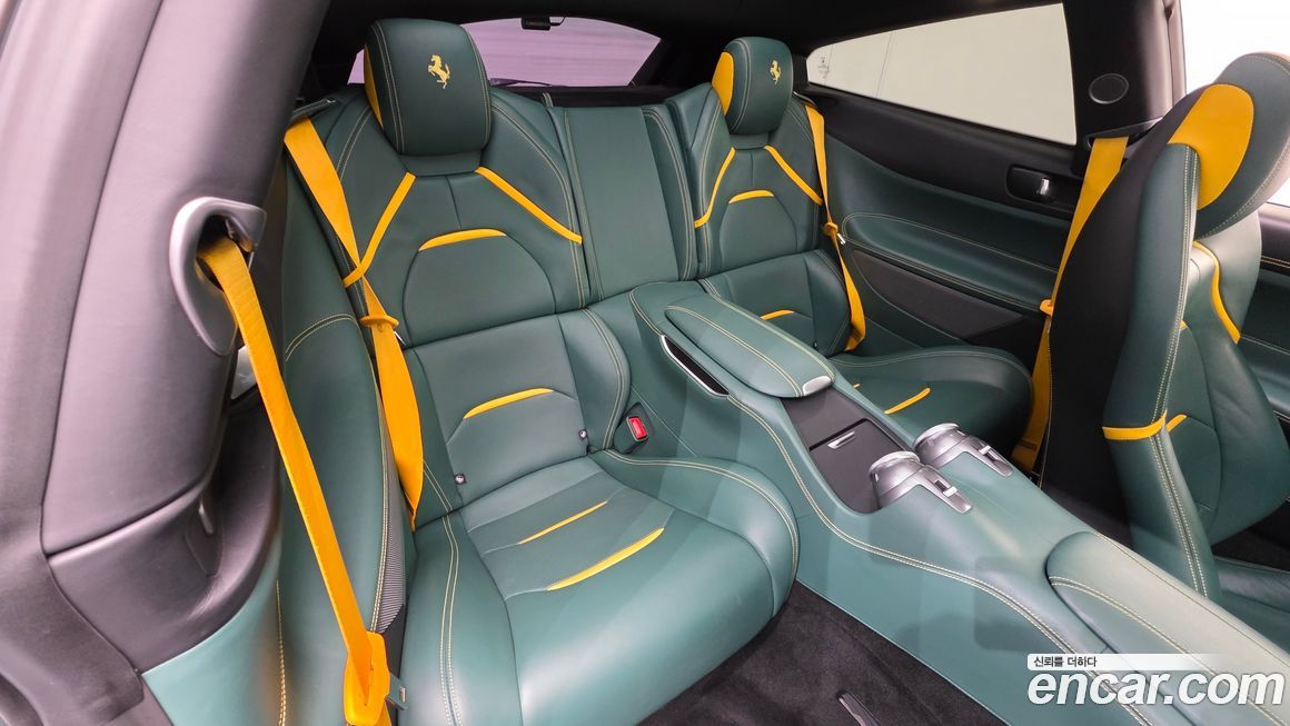 Ferrari GTC4 Lusso 2020