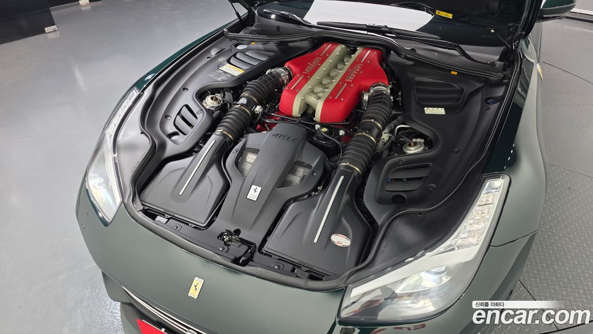Ferrari GTC4 Lusso 2020