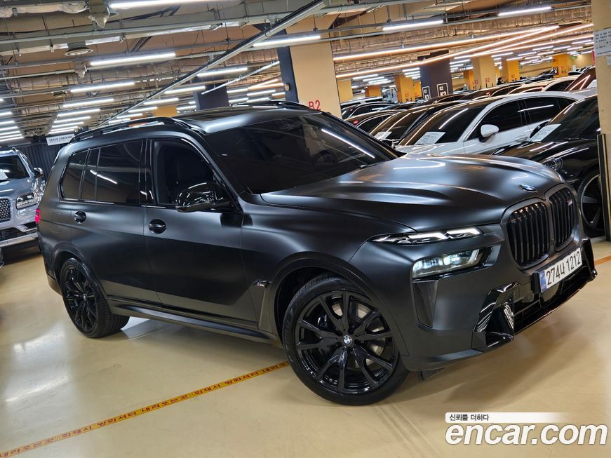BMW X7 2025