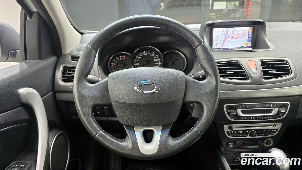 Renault-KoreaSamsung SM3 2011