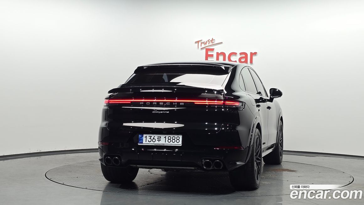 Porsche Cayenne 2025