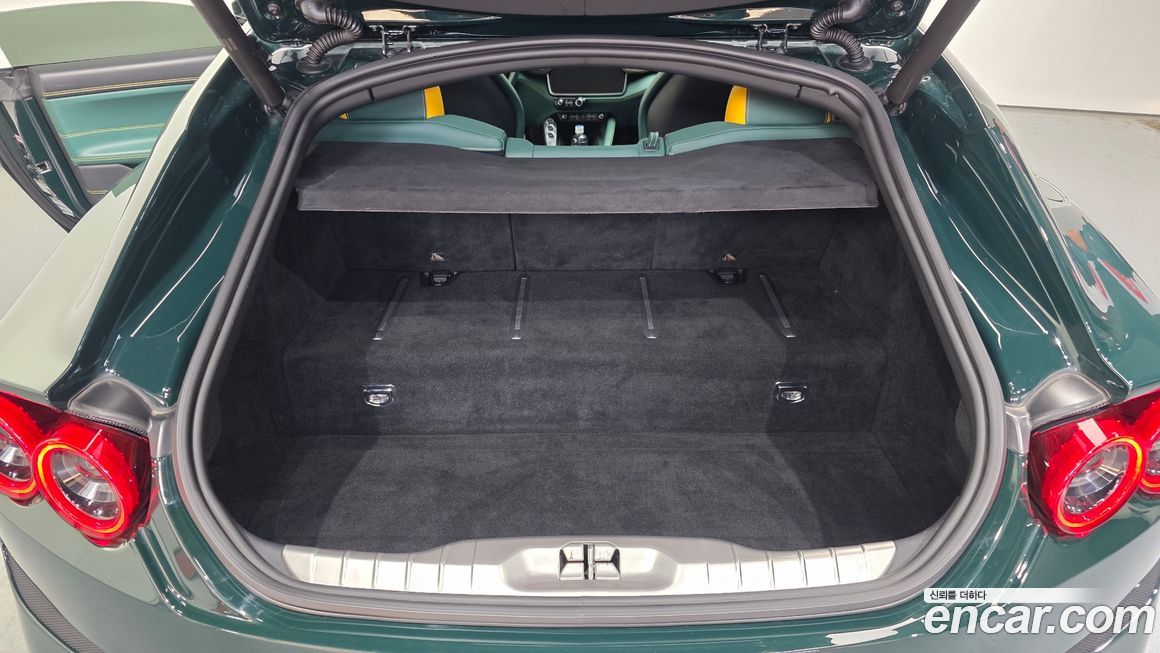 Ferrari GTC4 Lusso 2020