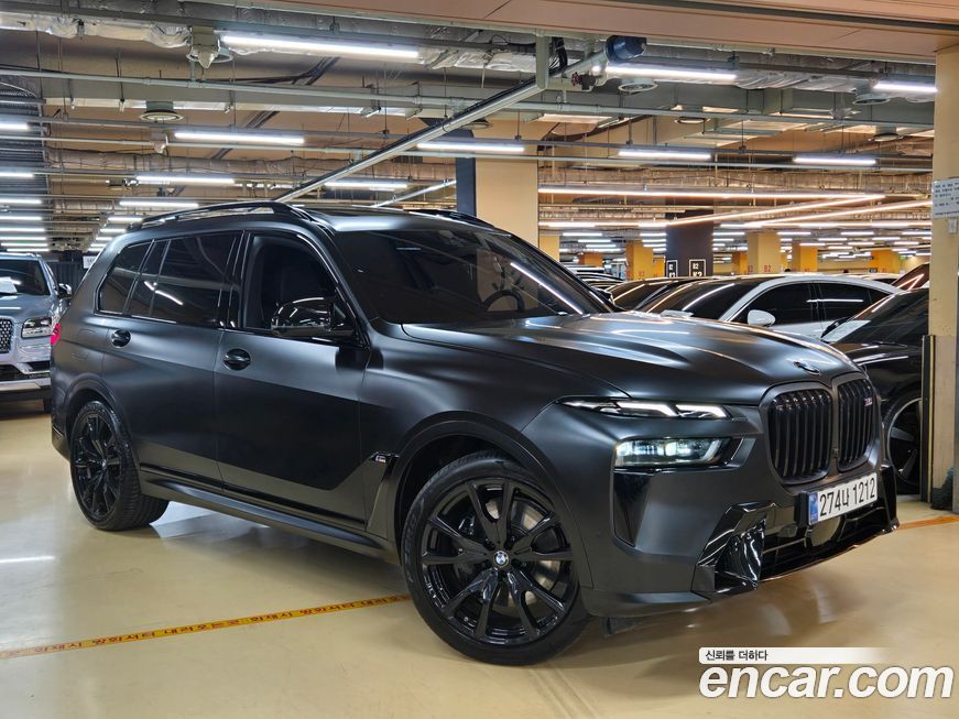 BMW X7 2025