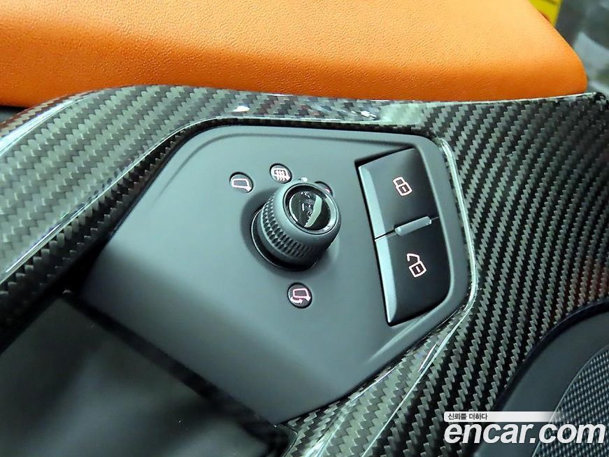 Lamborghini Aventador 2018
