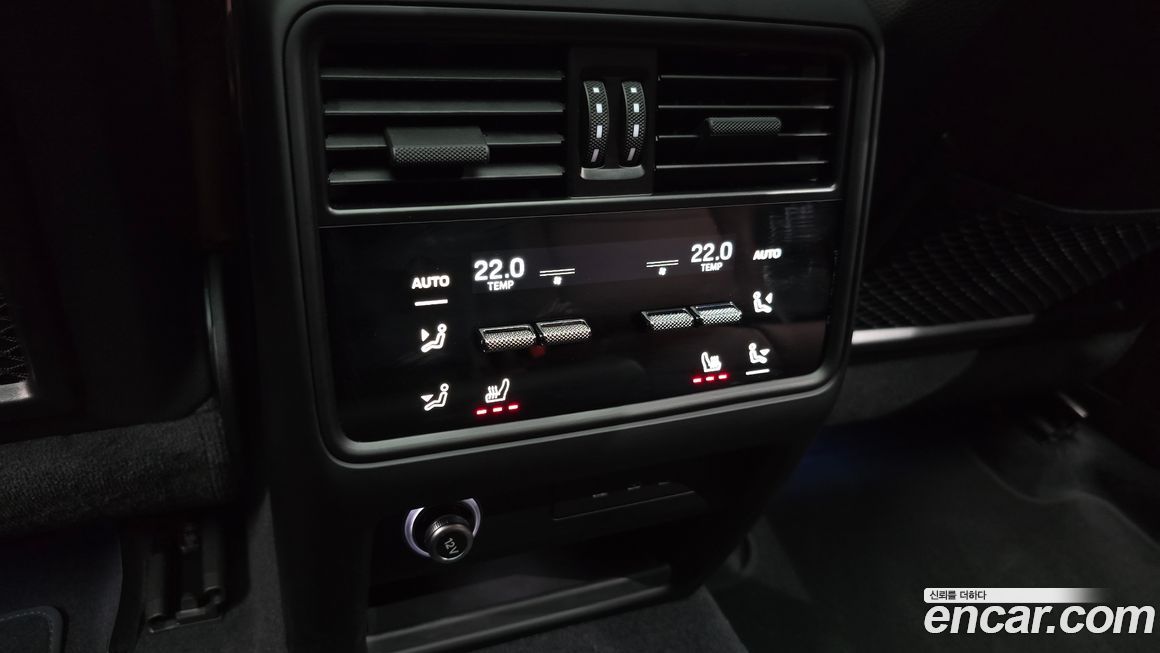 Porsche Cayenne 2025