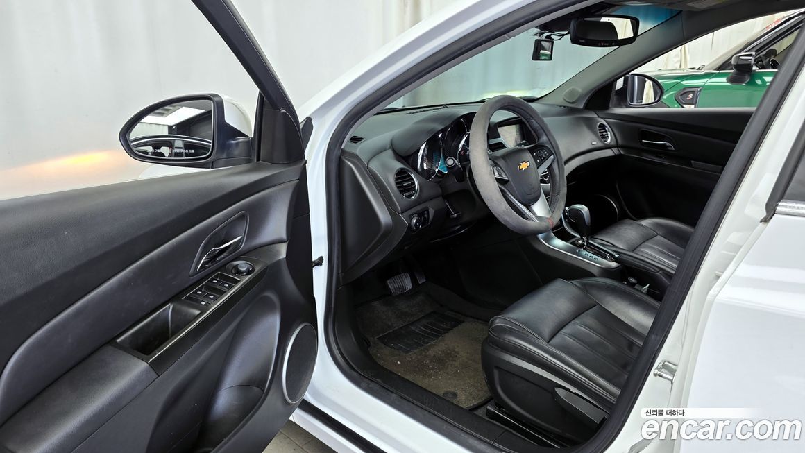 ChevroletGMDaewoo Cruze 2012