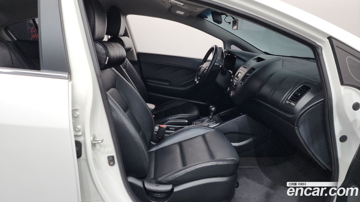 Kia K3 2015