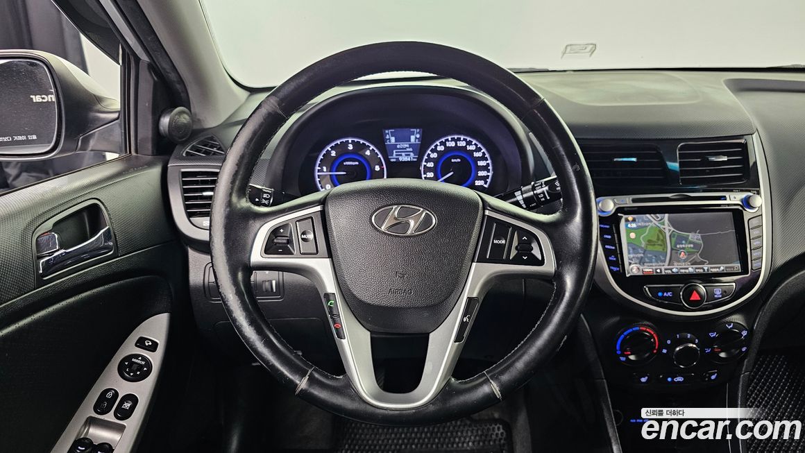 Hyundai Accent 2014