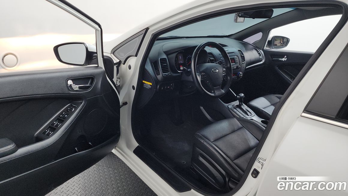 Kia K3 2015