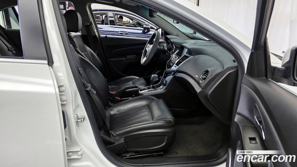 ChevroletGMDaewoo Cruze 2012