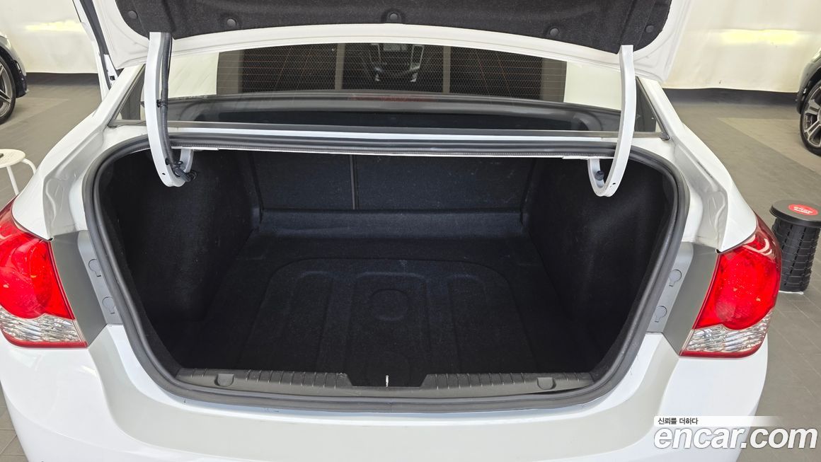 ChevroletGMDaewoo Cruze 2012