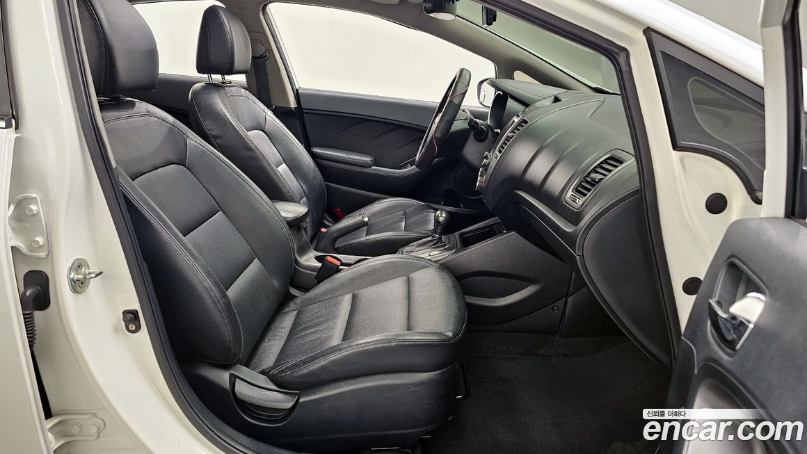 Kia K3 2015
