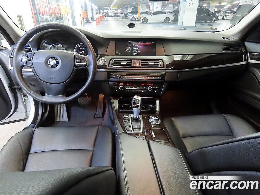 BMW 5-Series 2013