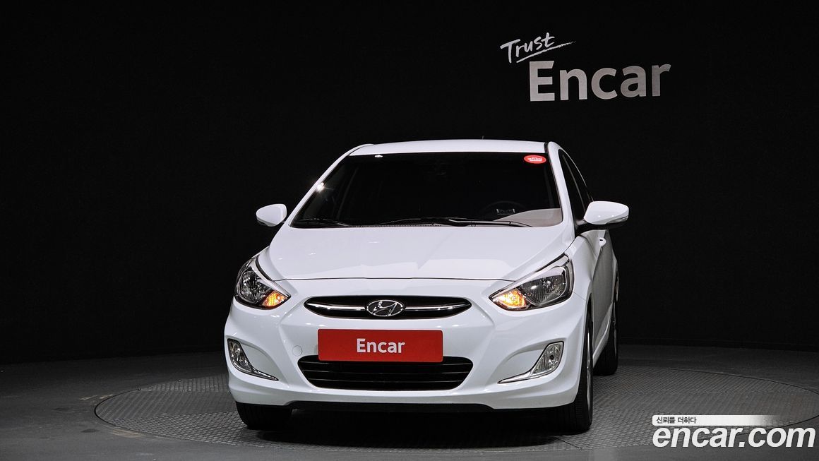 Hyundai Accent 2015