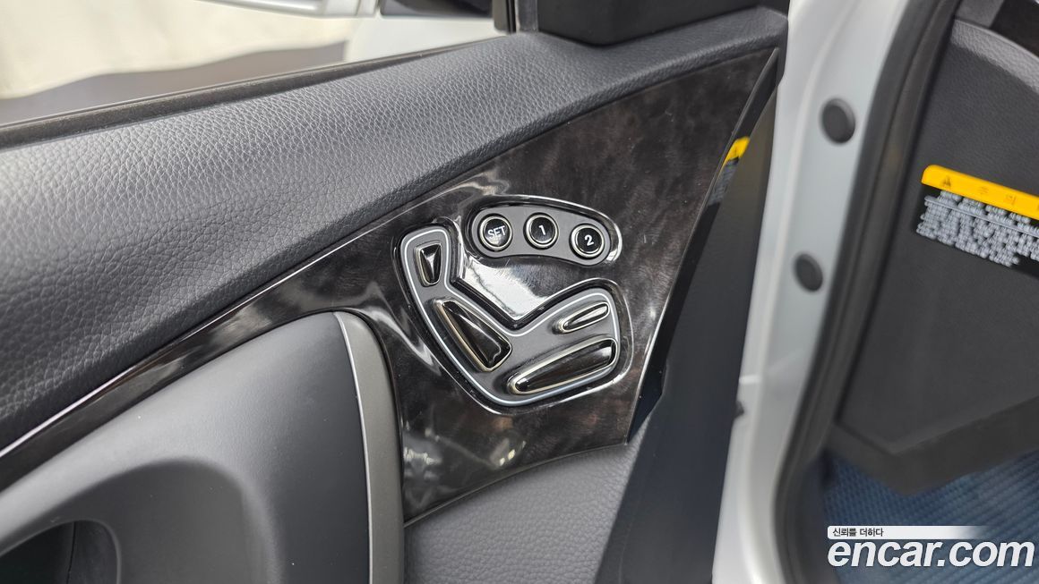 Hyundai Grandeur 2013