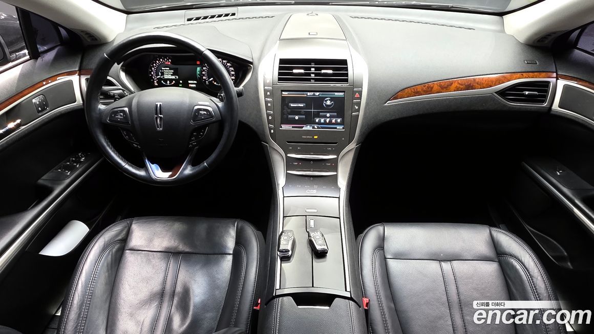 Lincoln MKZ 2015