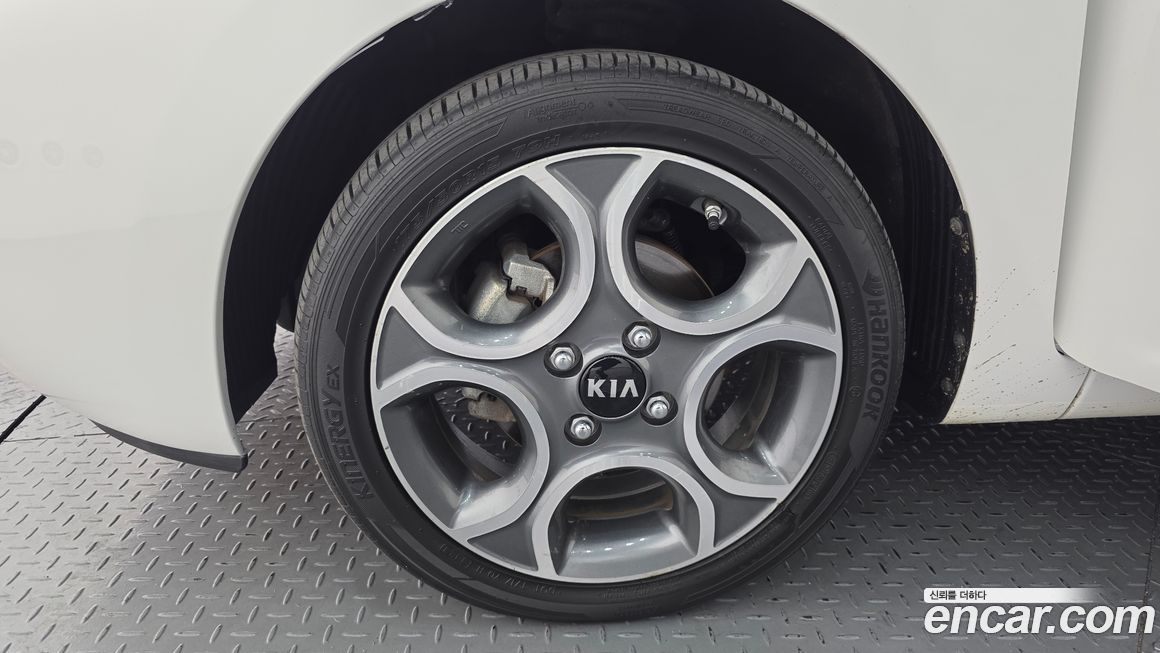 Kia morning 2016