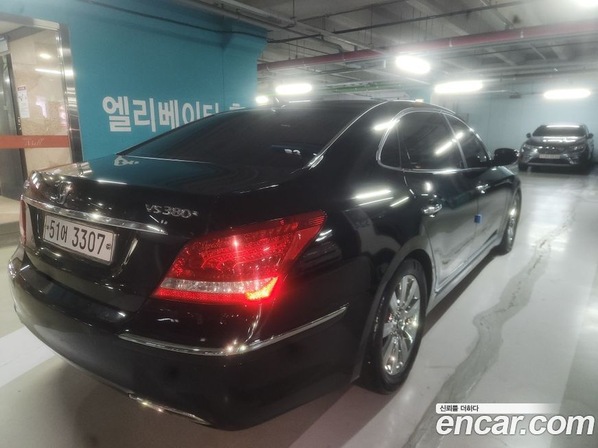 Hyundai Equus 2010