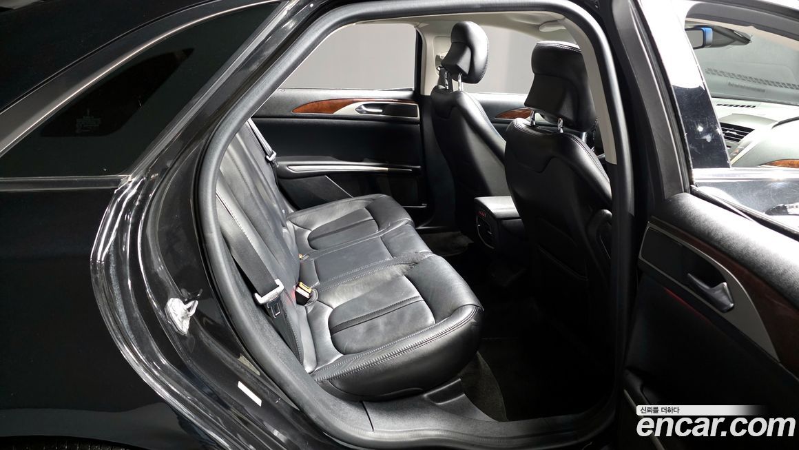 Lincoln MKZ 2015