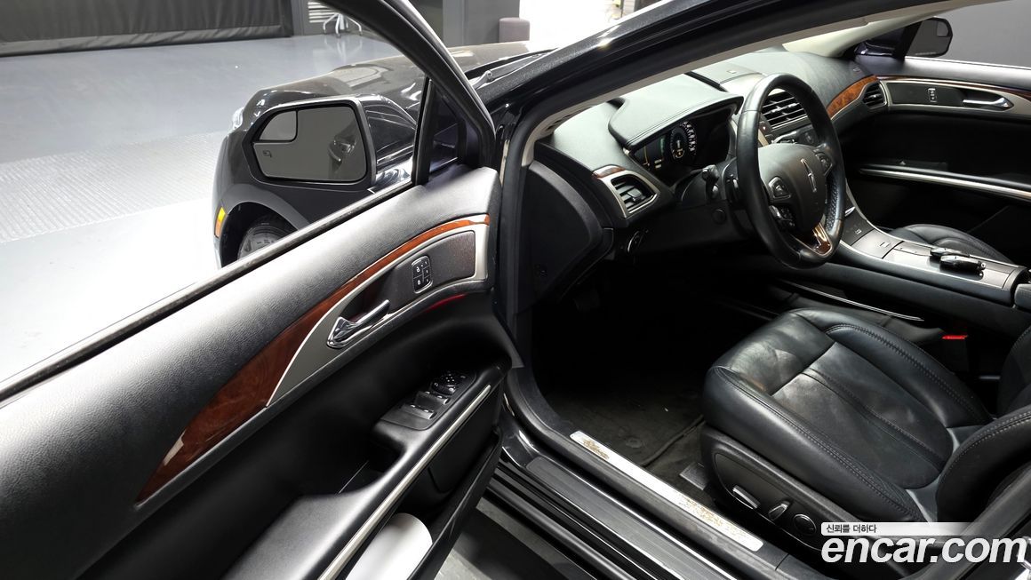 Lincoln MKZ 2015