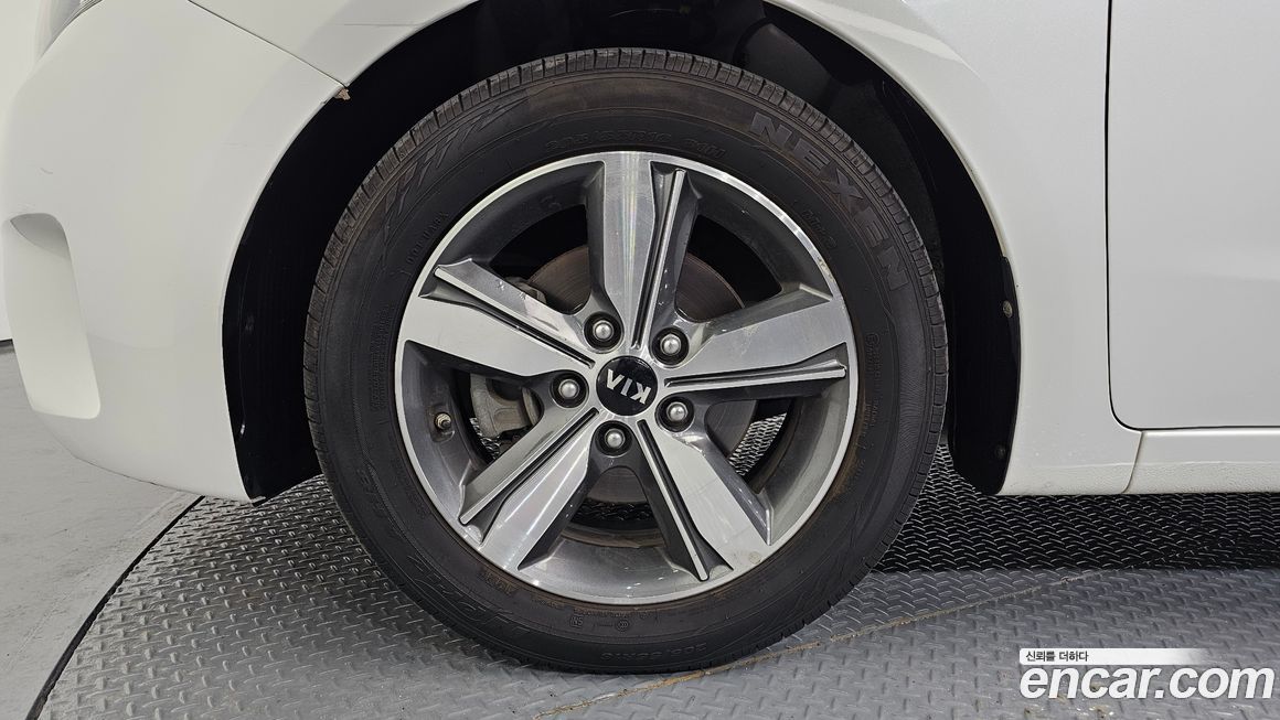 Kia K3 2018