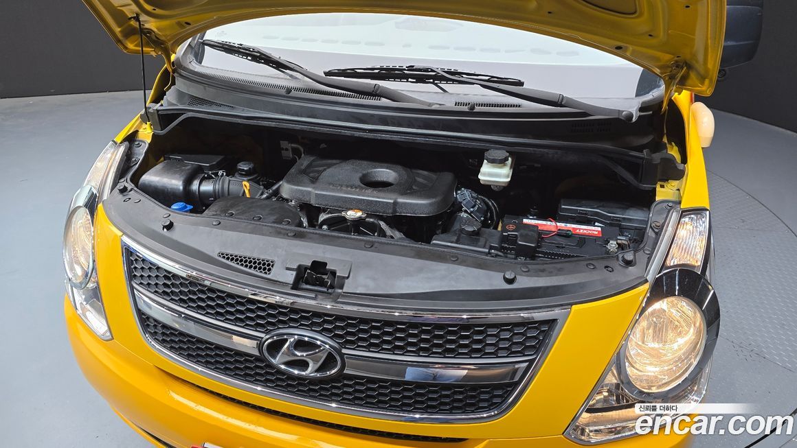 Hyundai Starex 2015