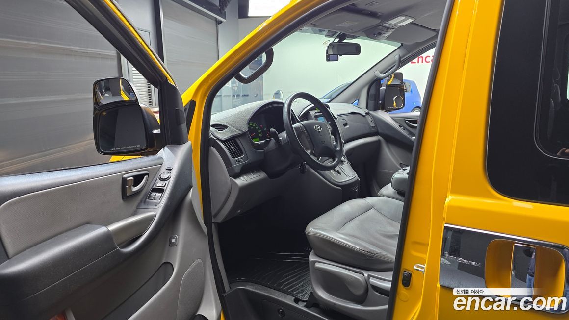 Hyundai Starex 2015