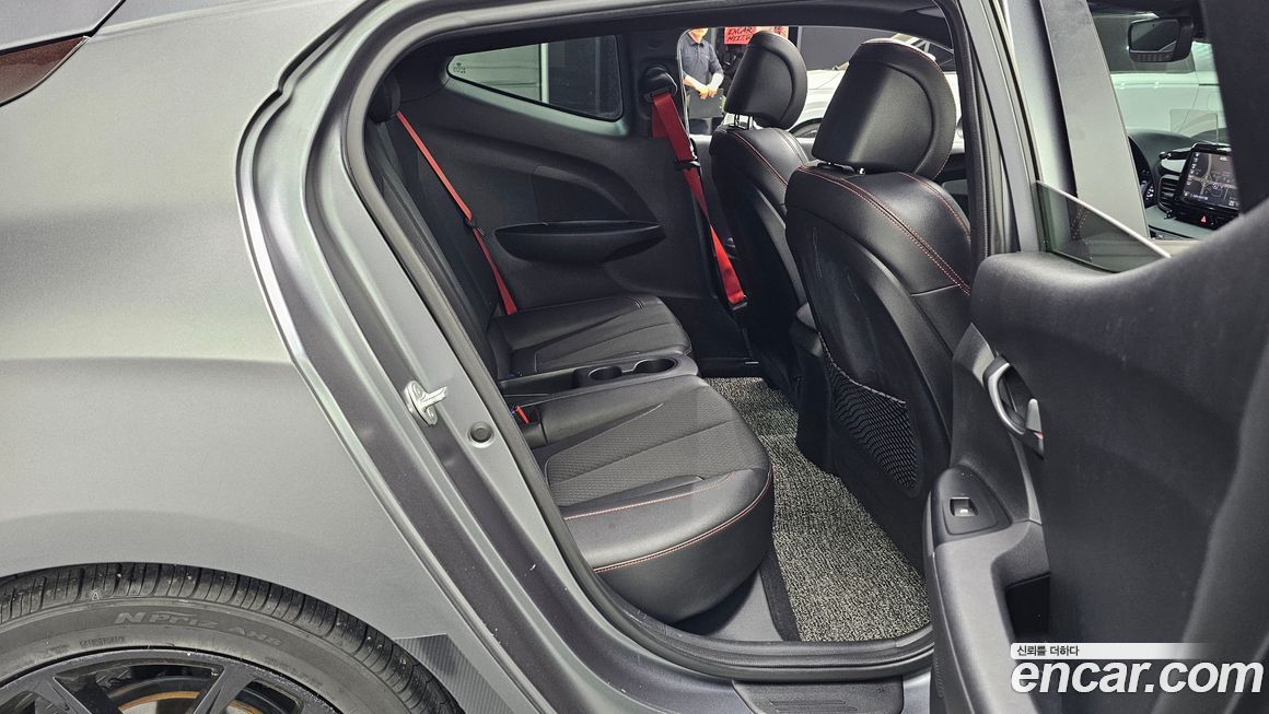 Hyundai Veloster 2018