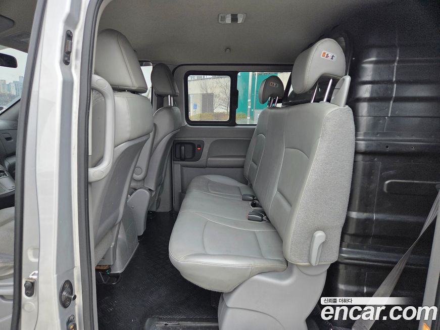 Hyundai Starex 2016