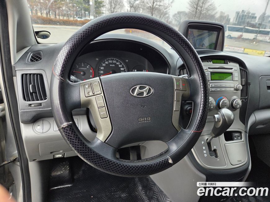 Hyundai Starex 2016