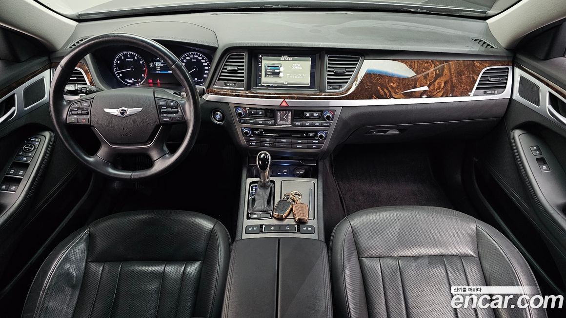 Hyundai Genesis 2015