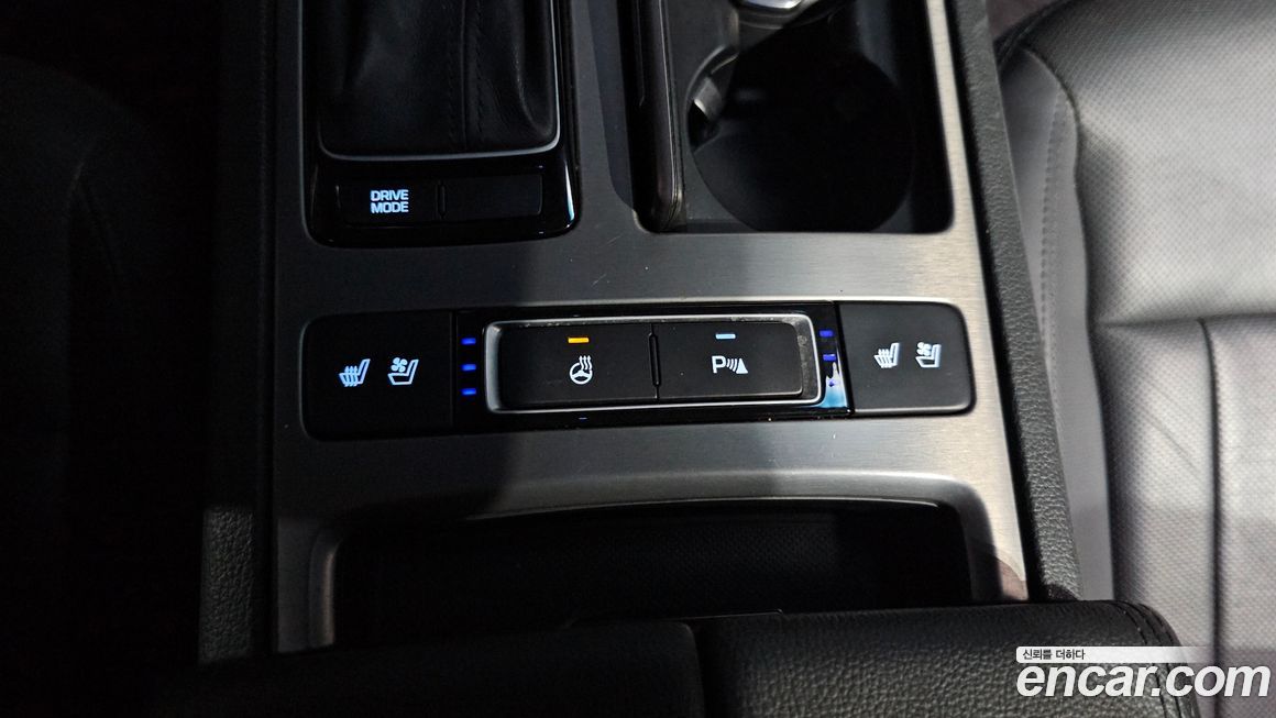 Hyundai Genesis 2014