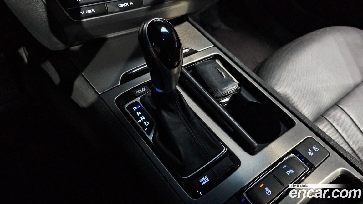 Hyundai Genesis 2014