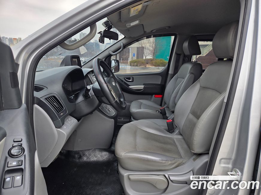 Hyundai Starex 2016